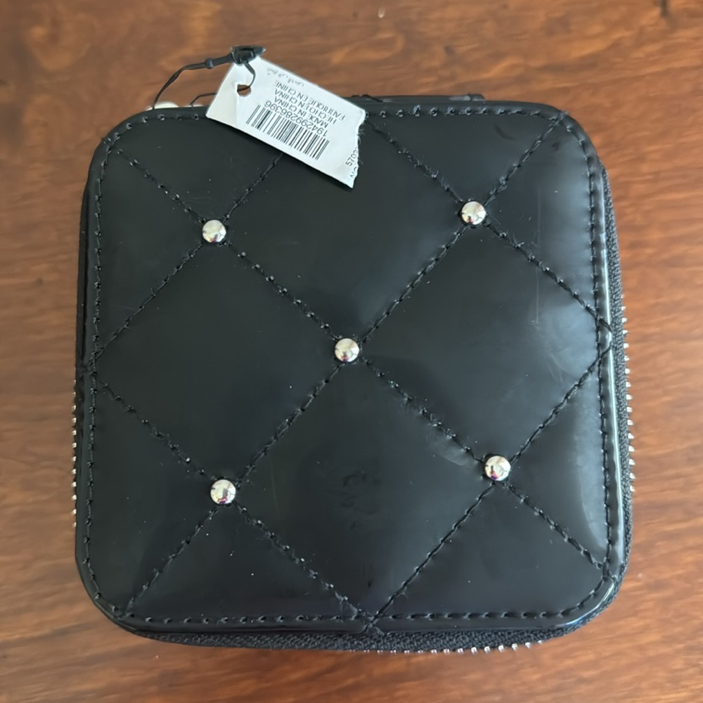 WHBM Women's Black Studded Quilted Jewelry Case OS NWT - Picture 3 of 13